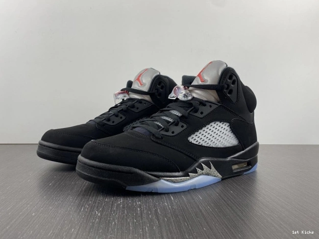 Metallic Jordan 5 (2016) Black Retro 845035-003 0809